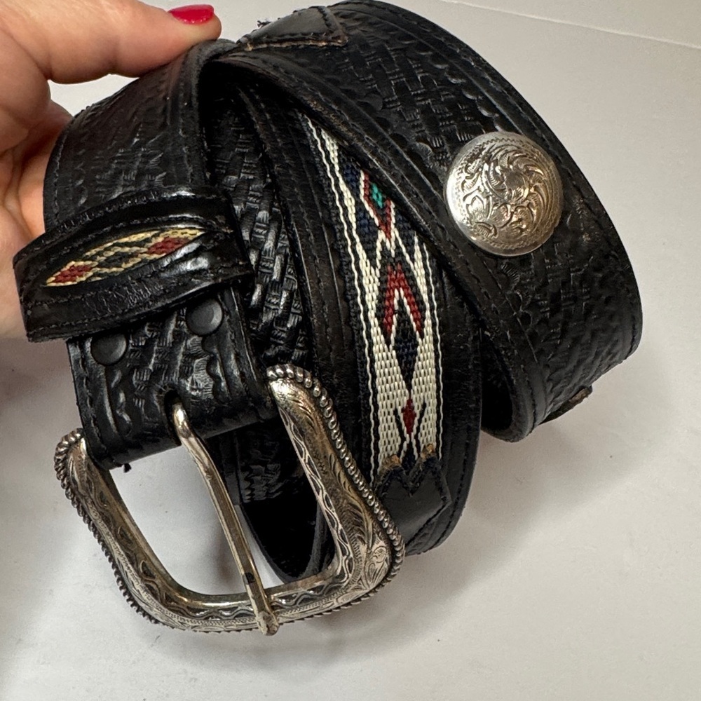 Wrangler Western Native American Tooled Leather Belt & Silver Tone Metal Accents